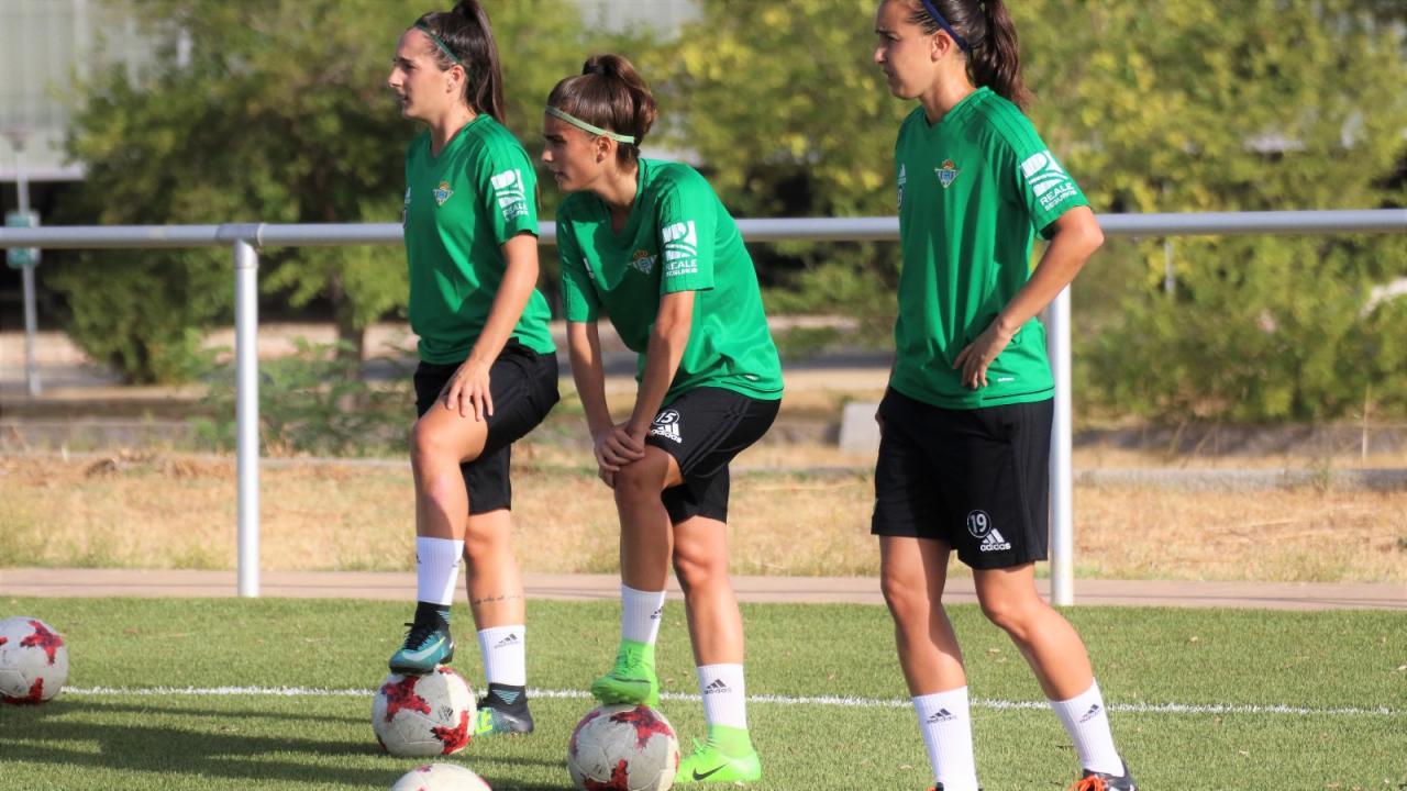 Andrea vuelve al grupo en el entrenamiento matinal de hoy en la UPO