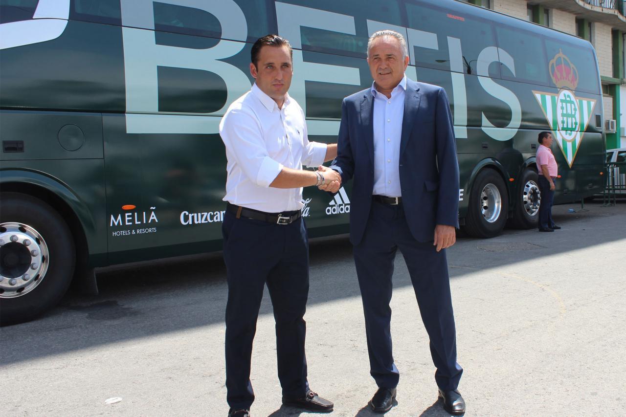La nueva imagen del autobús oficial del Real Betis Balompié