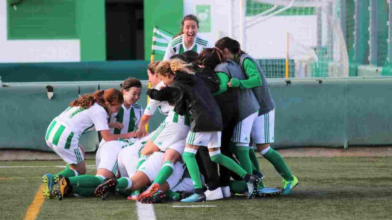 El equipo cadete empata en el derbi y se proclama campeón de Liga