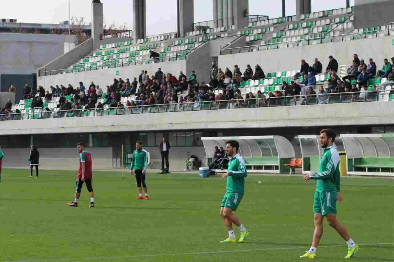 Intensidad sobre el césped y aliento en la grada, ingredientes para vencer al Real Madrid