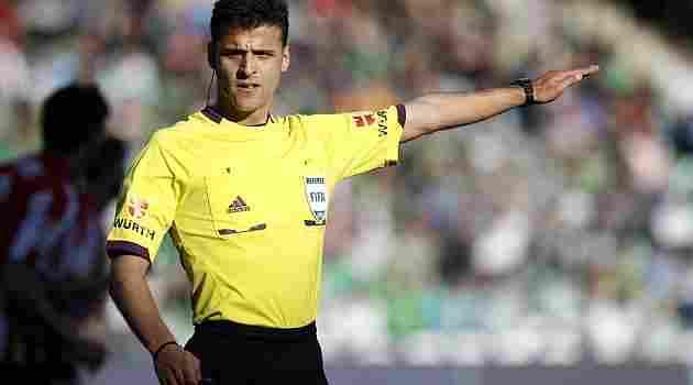 Gil Manzano, árbitro para el Real Betis-Real Madrid
