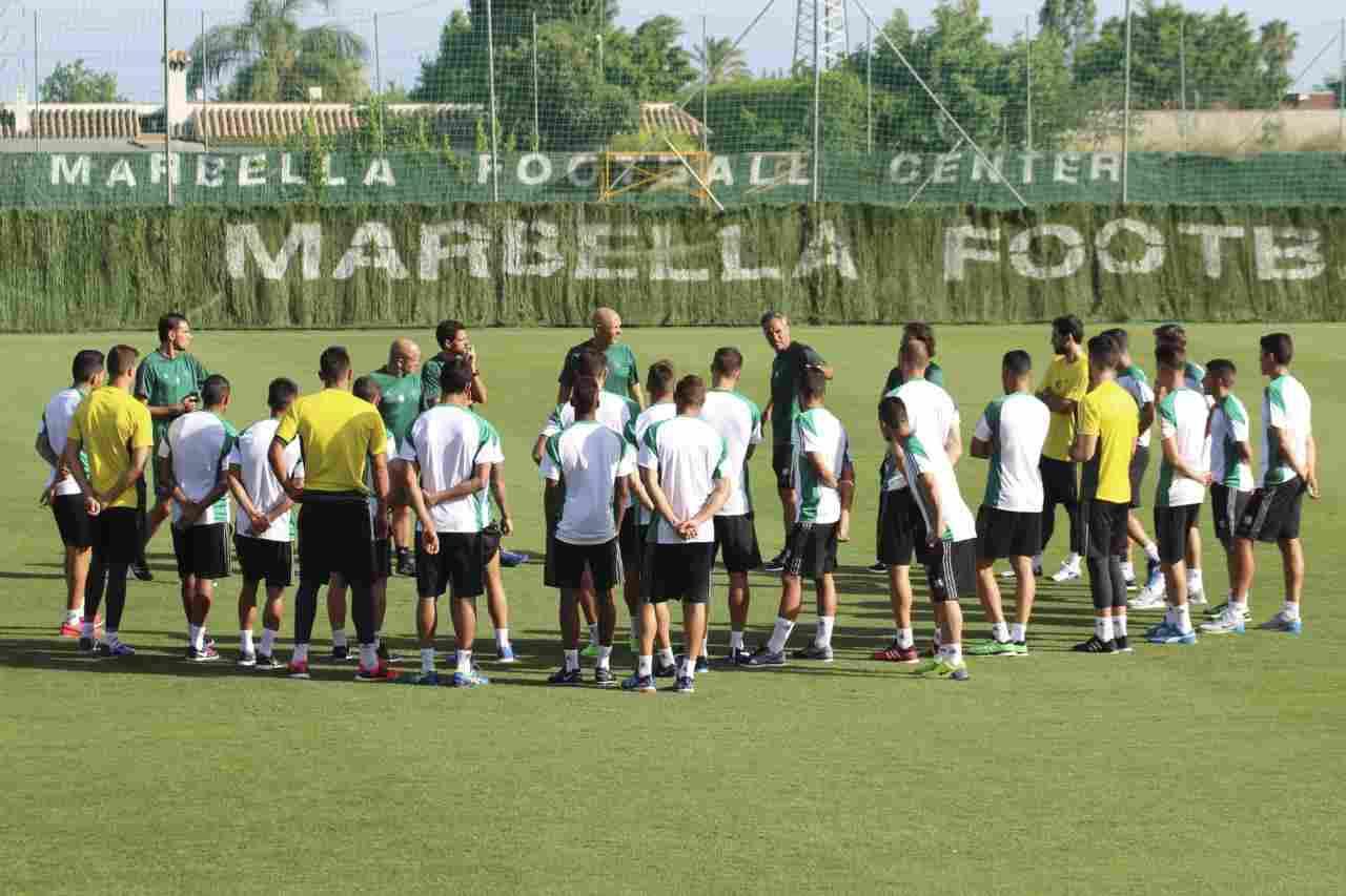 Poyet cuenta con todos los efectivos en el primer entrenamiento en Marbella