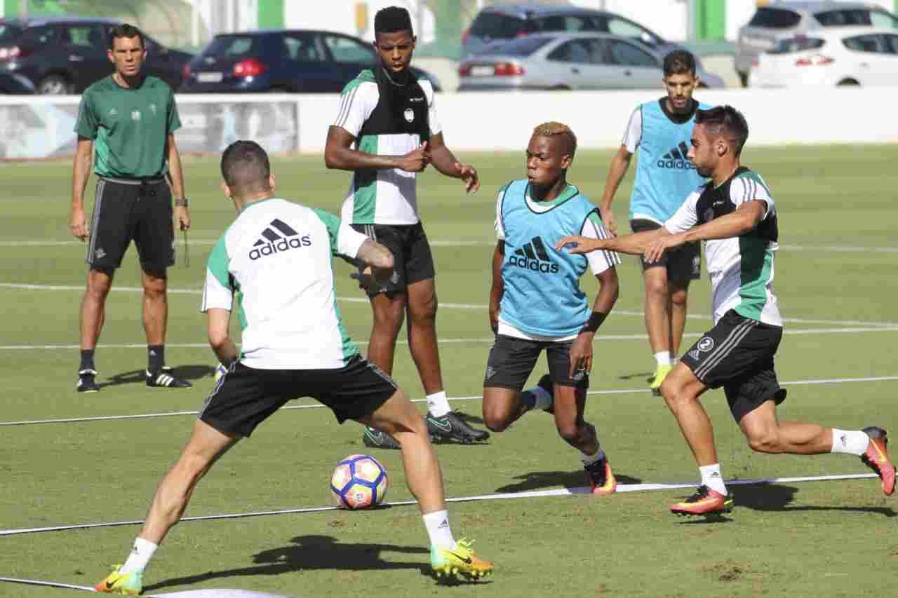 Rubén, Piccini y Mandi, bajas en el entrenamiento del miércoles