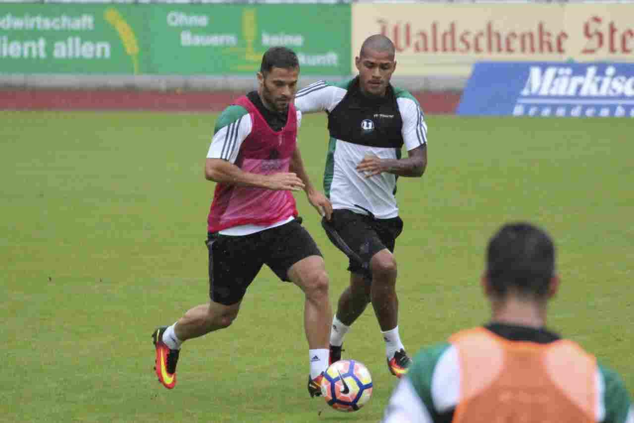 Bruno, única baja en el primer entrenamiento del miércoles