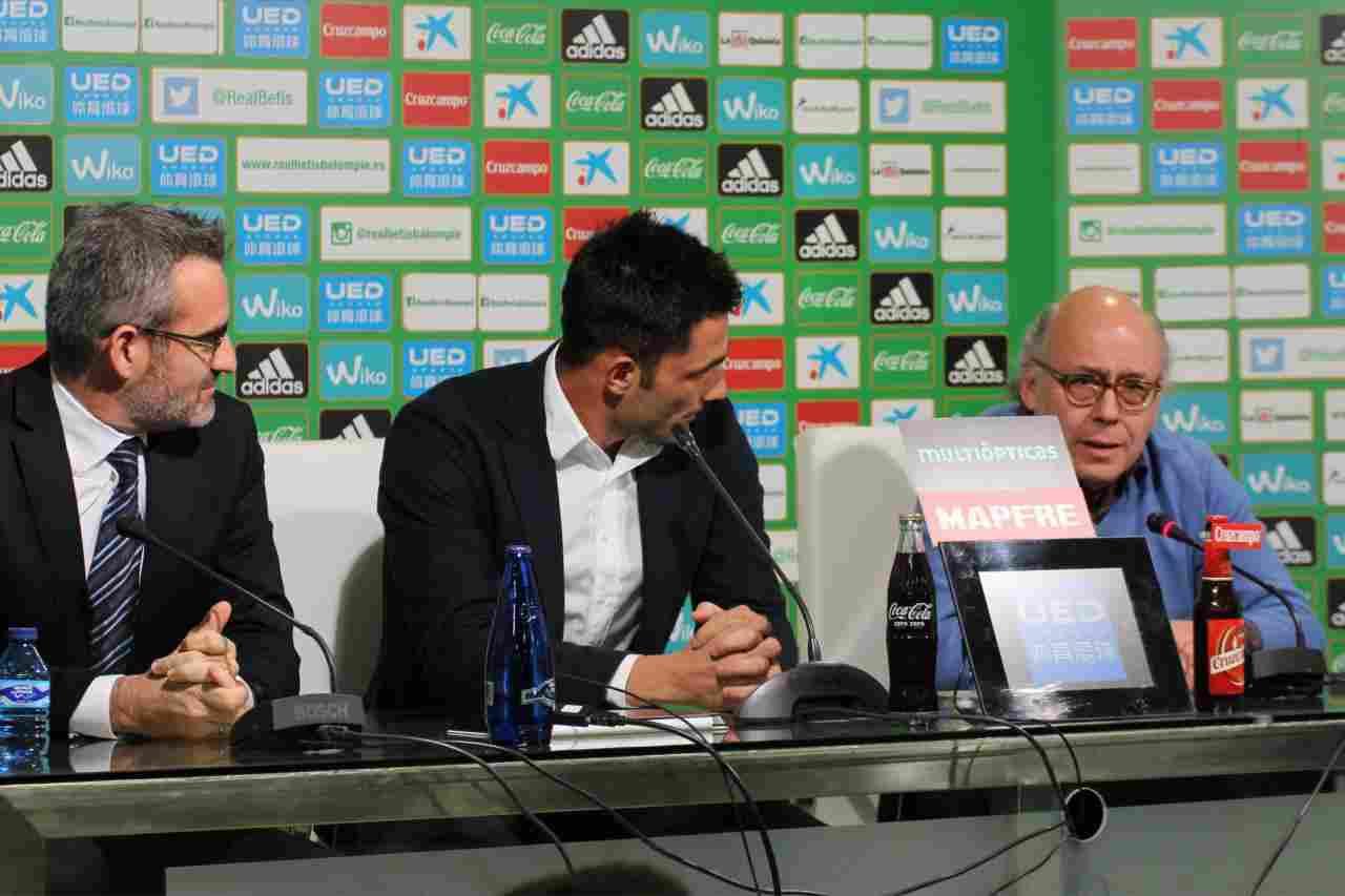 Ollero: "Espero que Adán esté hasta 2019 y muchos años más en el Real Betis Balompié"