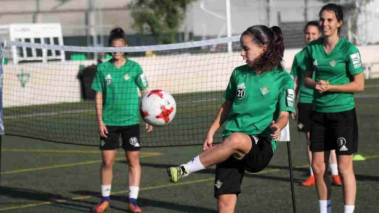 El Betis Féminas se entrena hoy en la Ciudad Deportiva y mañana jugará ante el filial