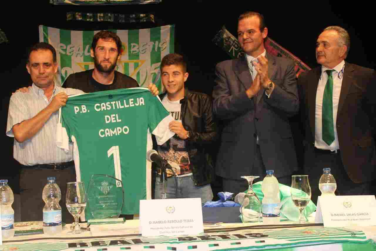 El Real Betis visita la Peña Bética de Castilleja del Campo