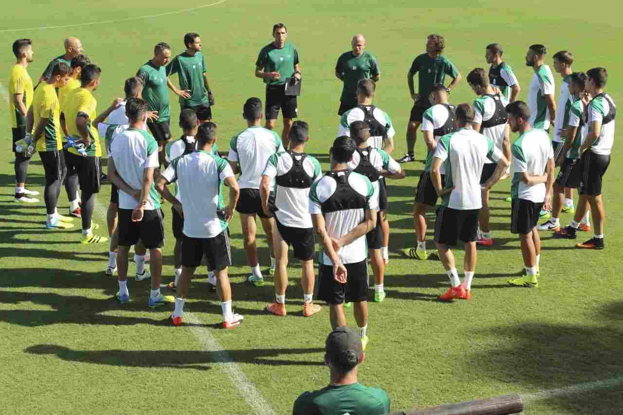 Los amistosos contra El Palo, la Balompédica Linense y el Middlesbrough, en Betis TV y Radio Betis