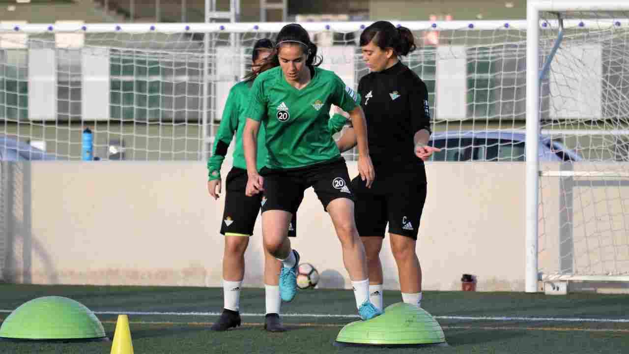 El Betis Féminas vuelve hoy al trabajo y mañana pondrá rumbo a Tenerife