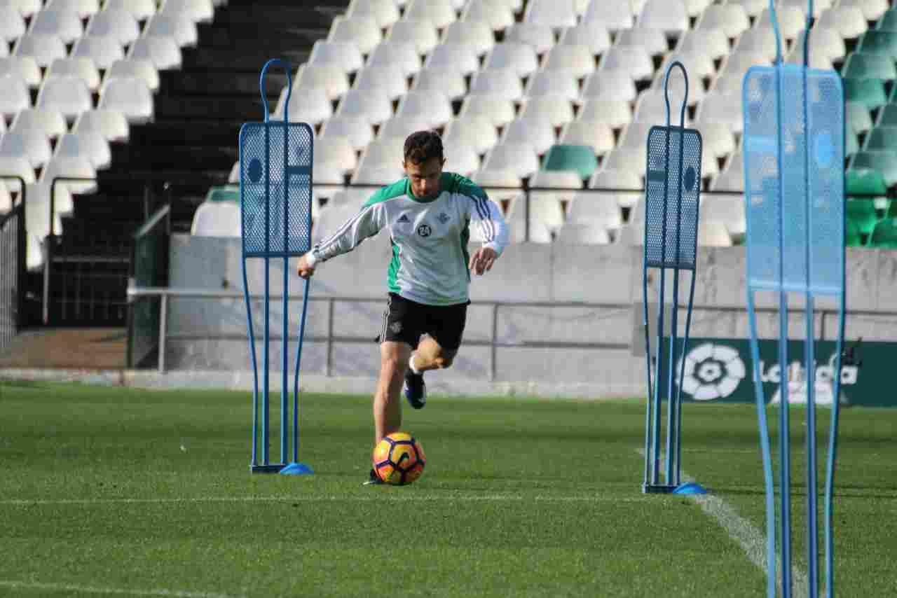 El equipo continúa preparando el choque frente al Athletic Club