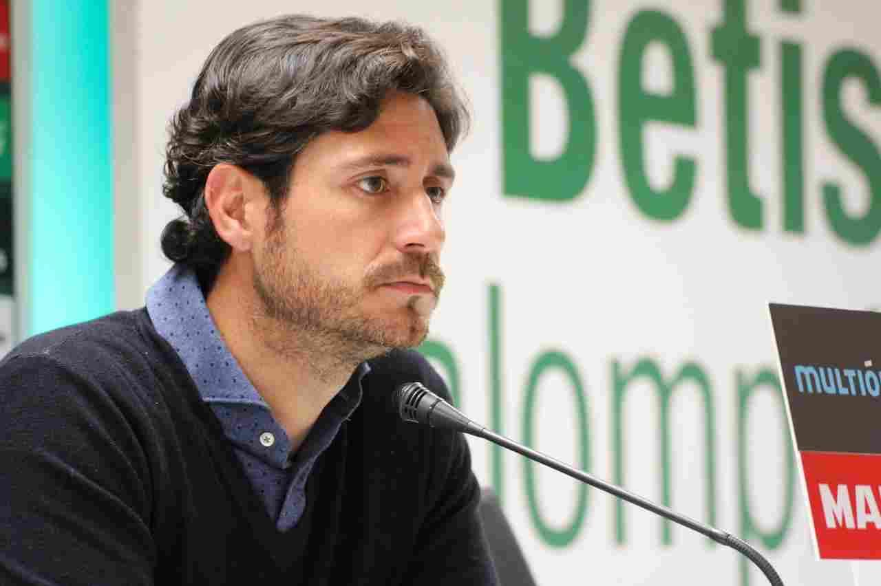 Víctor Sánchez del Amo: “Ganar el domingo nos colocaría en situación de mirar más hacia arriba”
