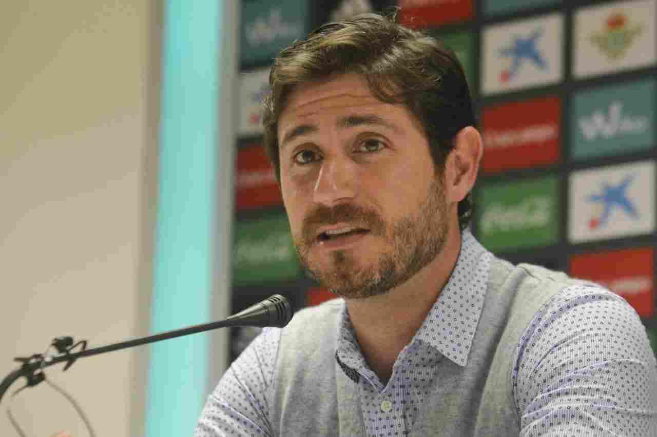 Víctor Sánchez del Amo: "Es una maravilla jugar con nuestra afición"