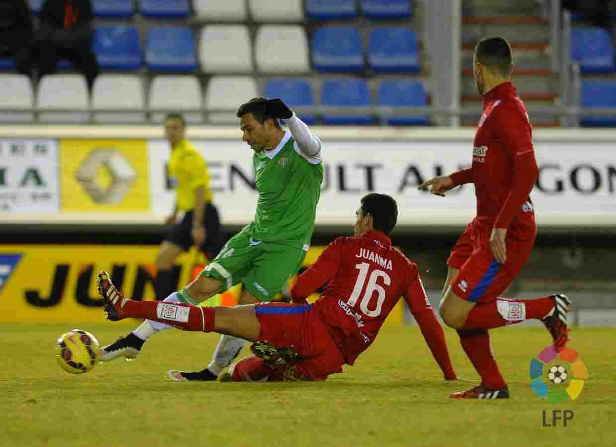 El Real Betis se hace con un punto en Soria (1-1)