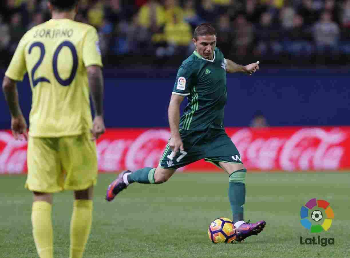 El Real Betis cae en El Madrigal (2-0)